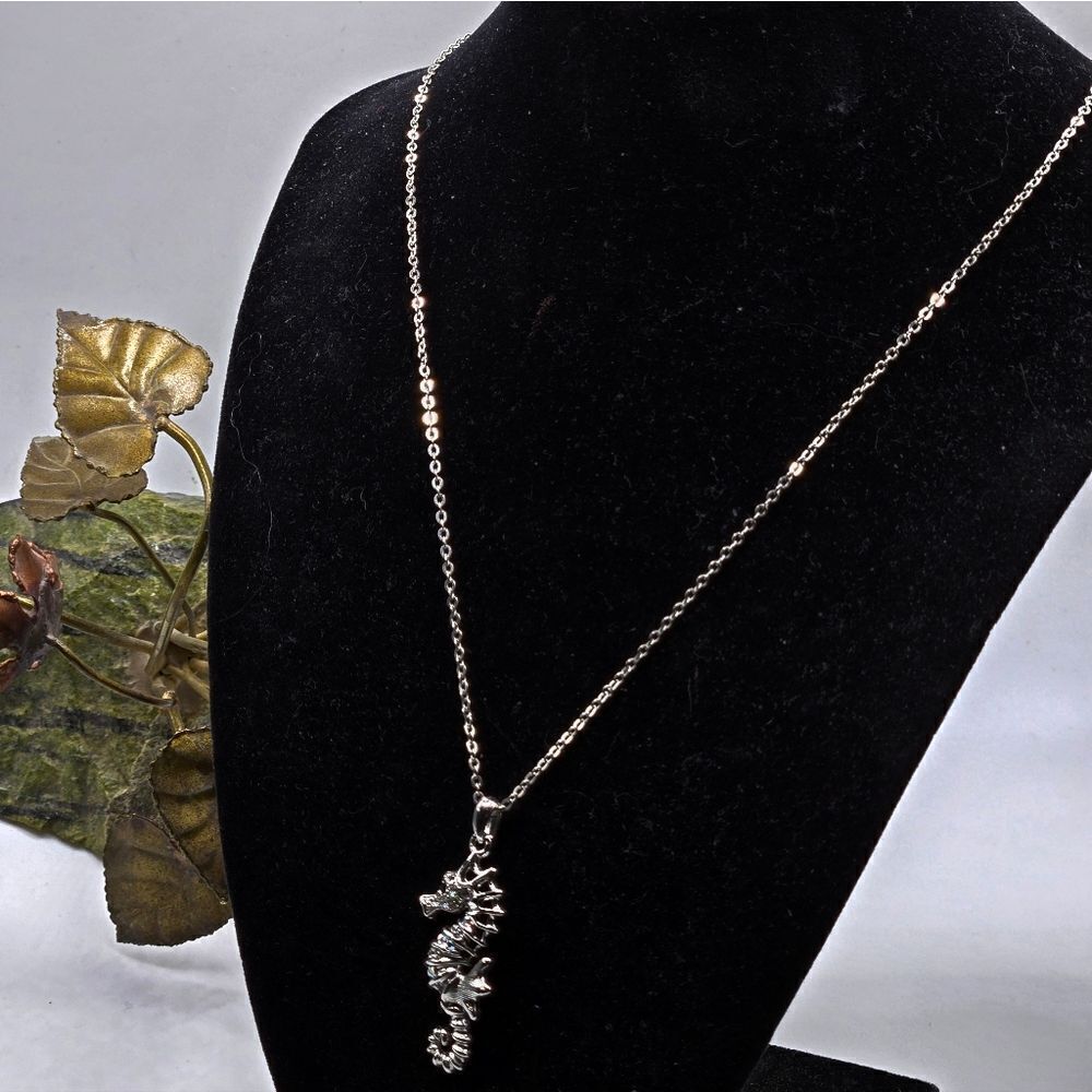 "5/$40" Silvertone Rhinestone Seahorse Pendant Adjustable Chain Necklace 17-20" - Picture 6 of 10